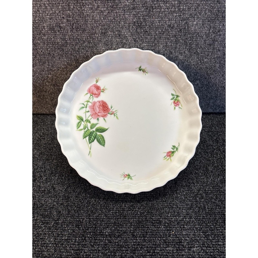 Vtg~Christineholm~Rose Patterned Porcelain~Quiche/Torte/Pie Dish 9.5"